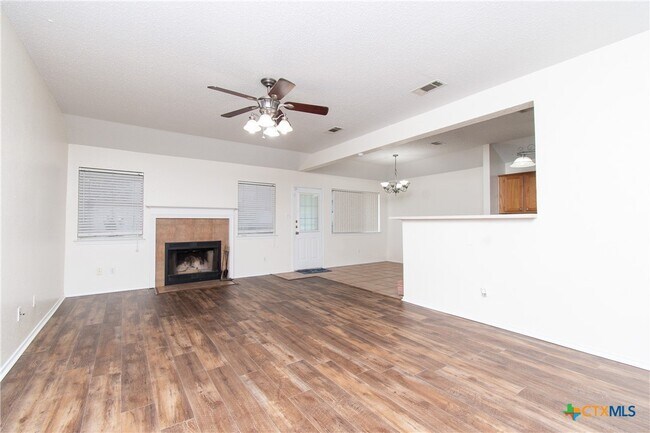 Photo - 3301 Dorothy Jane Dr