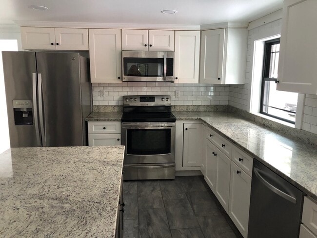 Photo - 77 Sewalls Falls Rd