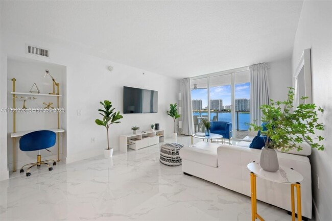 Photo - 18100 N Bay Rd Unit 708