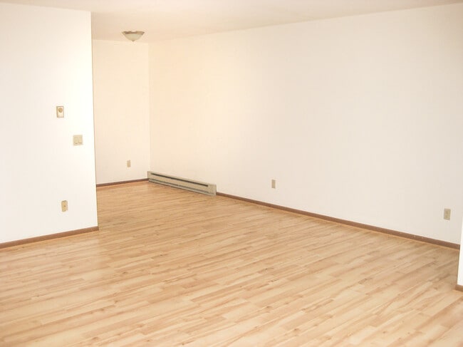 Photo - Rock Apartments