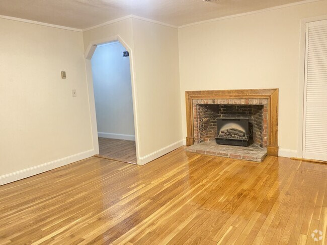 Building Photo - 17 Bryant St Unit 3 Rental