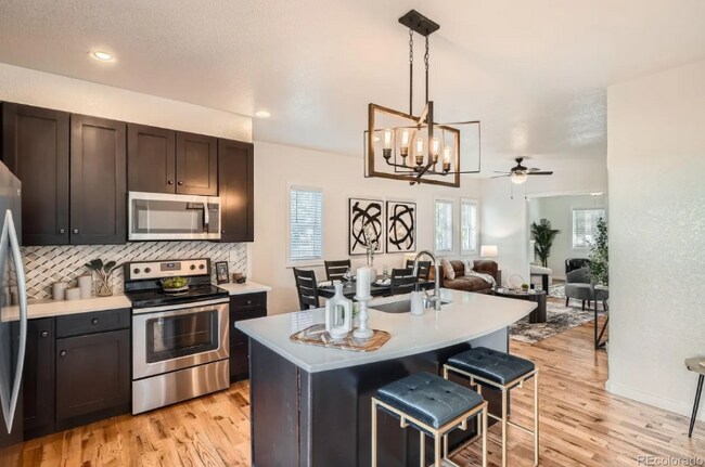 Photo - 2426 S Acoma St