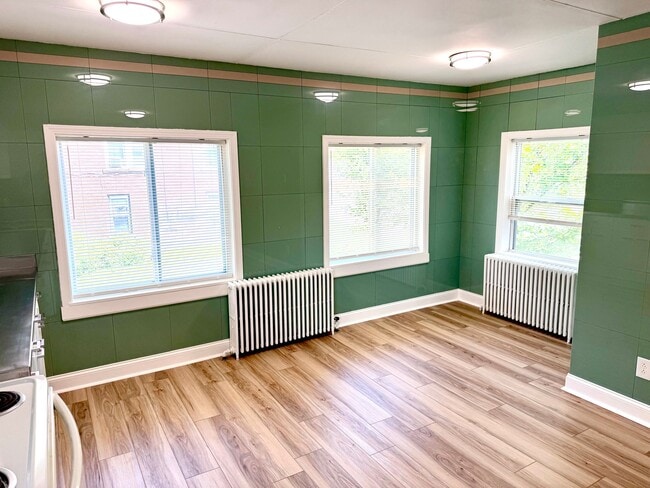 Photo - 1723 Ardmore Blvd Unit 2