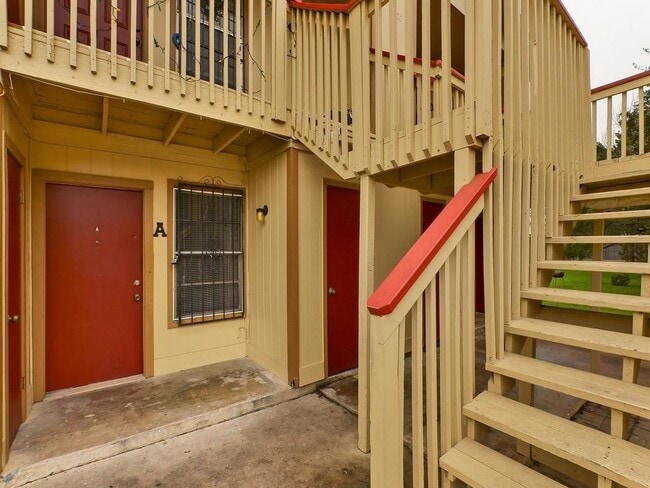 Building Photo - 4300 Acropolis Ct