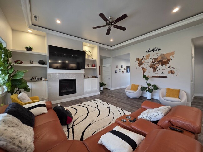 Building Photo - 7015 W 32nd Ave