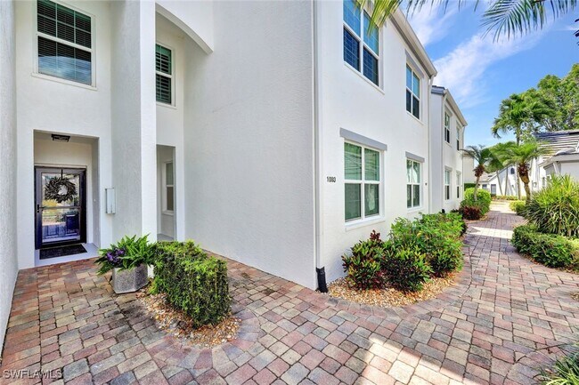 Building Photo - 5945 Sand Wedge Ln Unit 1003