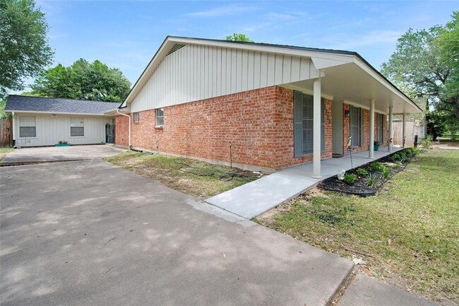 Photo - 1109 Frances Dr