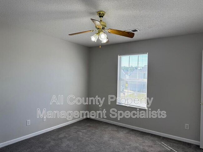 5 Sterling Ridge Ct