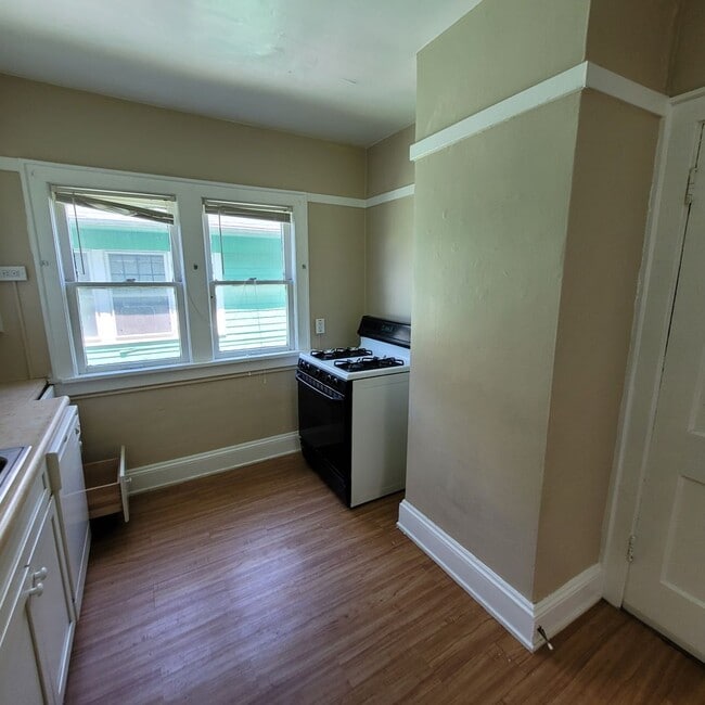 1619 Hillcrest Rd Unit Duplex Unit 2