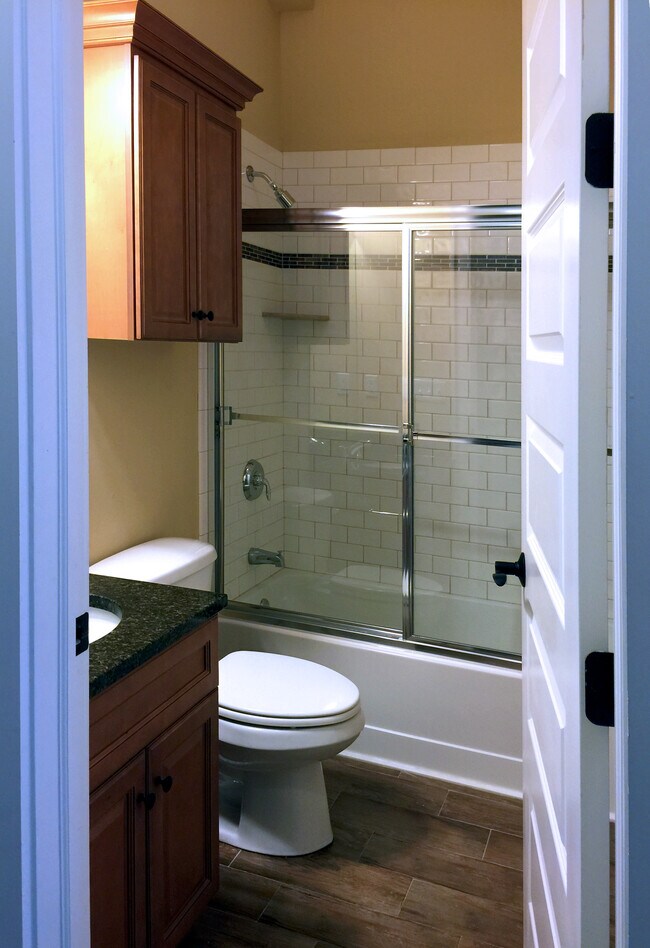 Photo - 31 Boulder Hills Boulevard