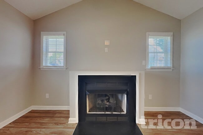 Photo - 2112 Saponi Village Ct