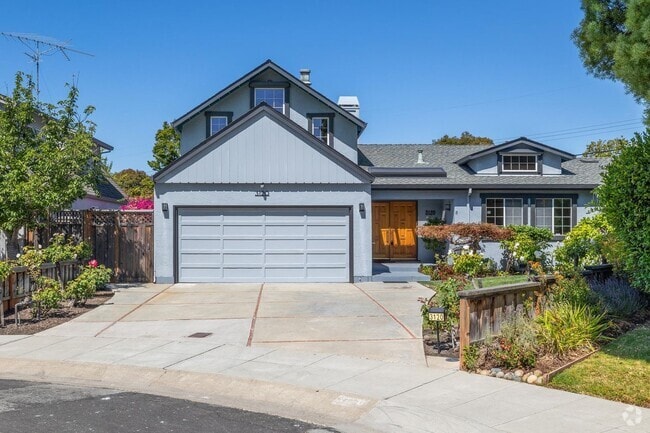 Building Photo - Elegant 3-Bedroom Home in Palo Alto’s Midt...