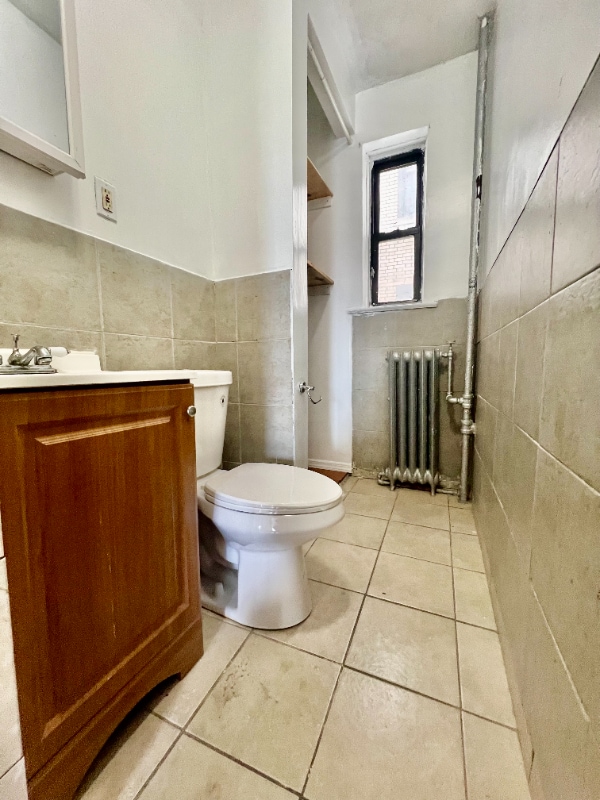 Photo - 354 Bergen Ave Unidad 18