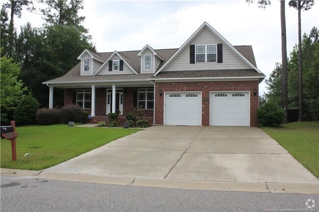 Building Photo - Call/text 9108861306 for Showing Rental