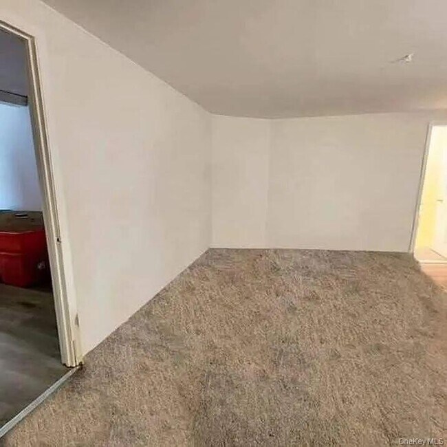 Photo - 9 Fairlane Dr