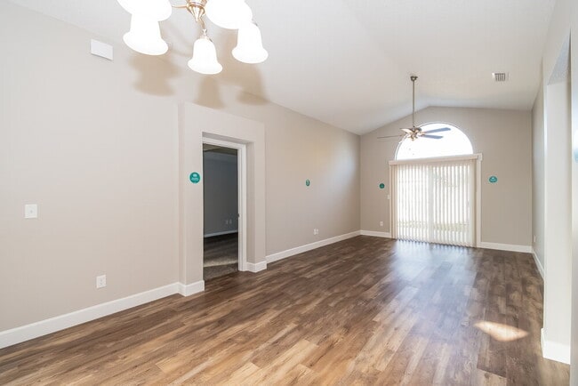 Photo - 1544 Slash Pine Ct