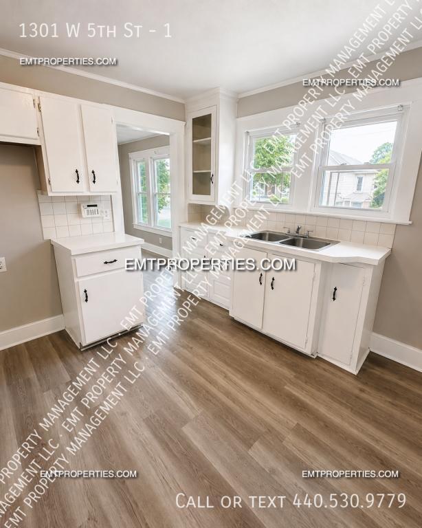 Photo - 1301 W 5th St Unit 1
