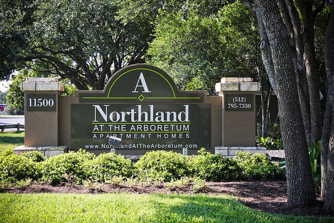 Northland at the Arboretum Apartments For Rent in Austin