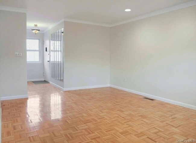 Photo - 430 Somerset Dr Unit F