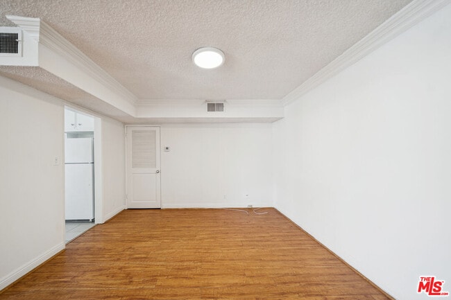 Photo - 131 Orlando Ave Unit 201