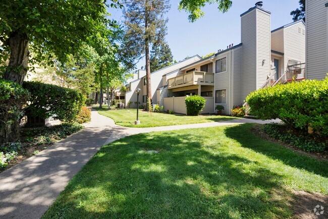Building Photo - 2280 Hurley Way Unit #53 Rental