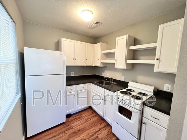 Photo - 103 M.L.K. Jr Blvd Unit Apt 1