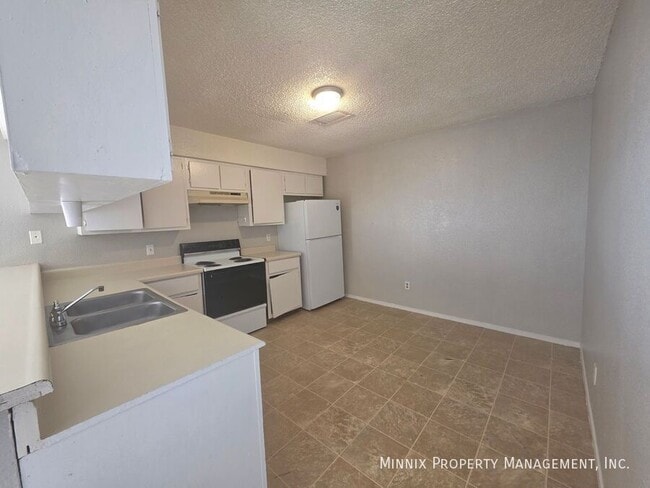 Photo - 3007 W Louisiana Ave Unit 15