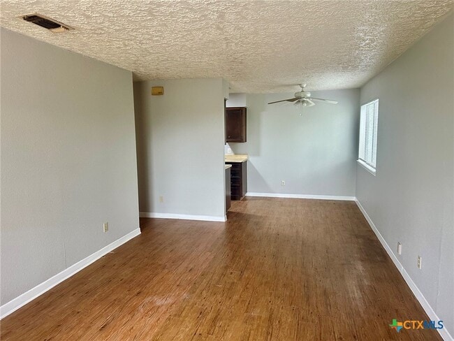 Building Photo - 1103 Hillyer St