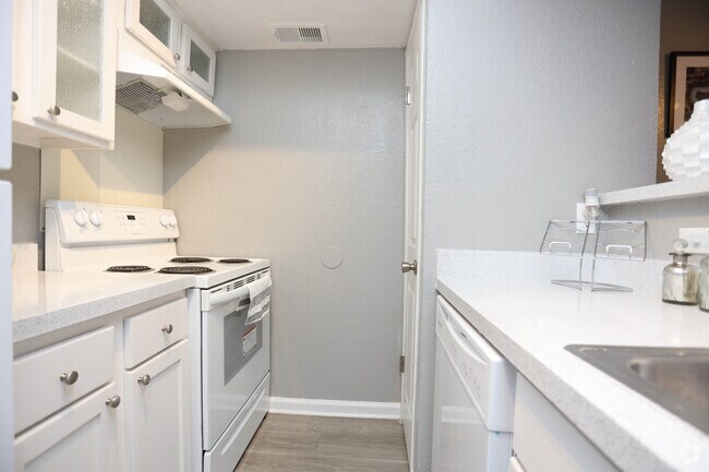 Photo - Vineyards at Arlington II