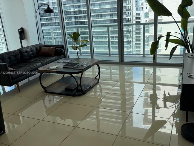 Photo - 1111 SW 1st Ave Unit LPH3820-