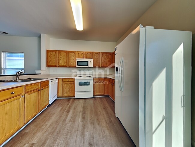 Photo - 8312 Ainsworth St