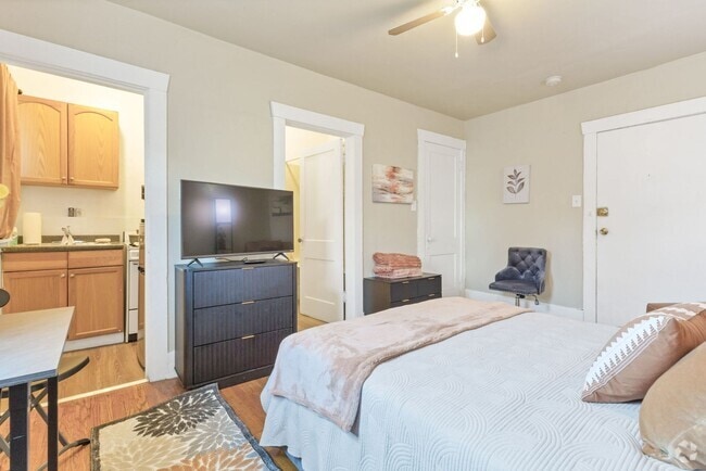 Building Photo - 1329 N Grant St Rental