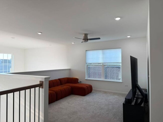 Photo - 169 Henderson St