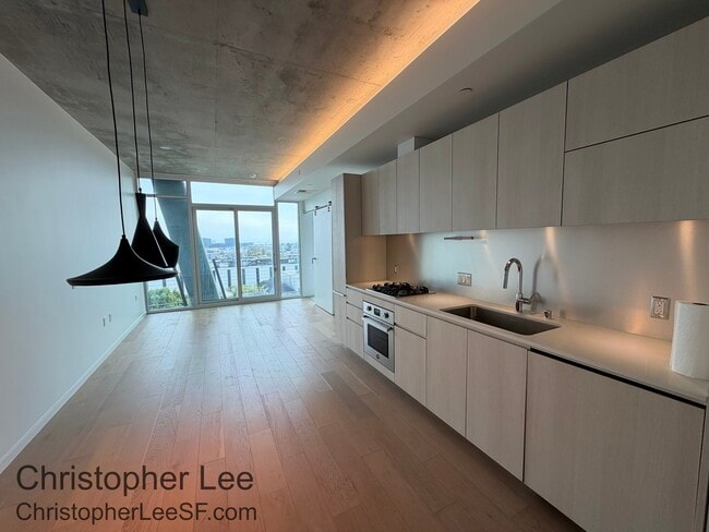 Building Photo - 338 Potrero Ave Unit 805