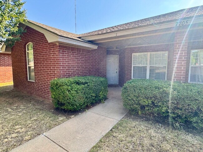 Cute Duplex in South Lubbock!