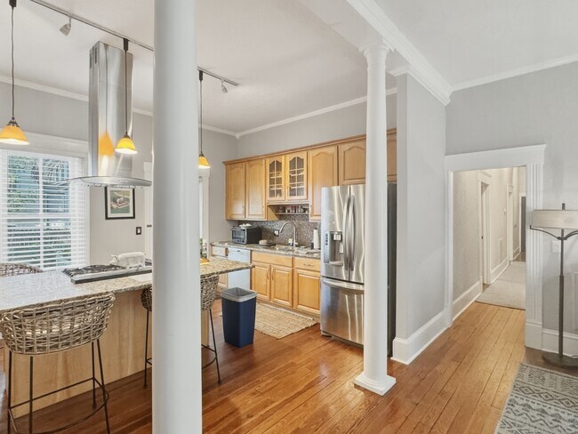 Photo - 1514 Silver St