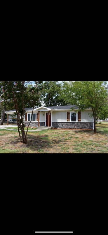 Photo - 110 N Bell St