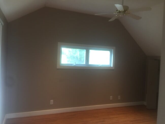 Photo - 2722 Taylorsville Rd