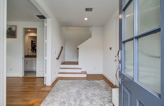 Photo - 1512 Stuart St