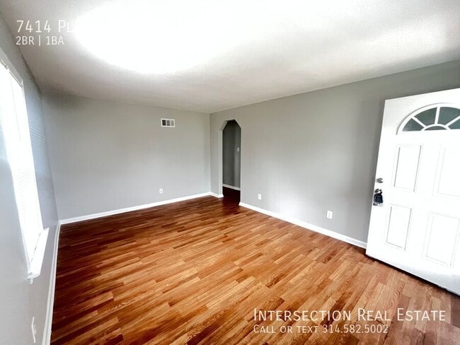 Photo - 7414 Pleaseway Dr