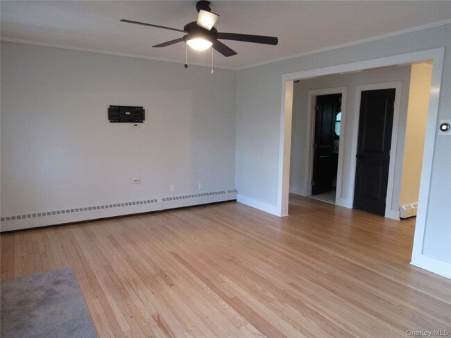 Photo - 30 Craigville Rd