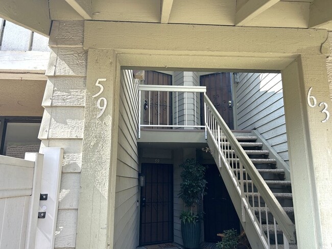 Building Photo - COUNTRY MILE RD POMONA 91766 (2 BED / 2 BATH)