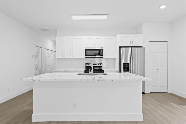 Photo - 2810 NW 7th St