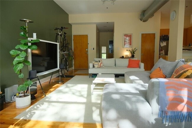 Photo - 15 Waddell St NE Unit 104