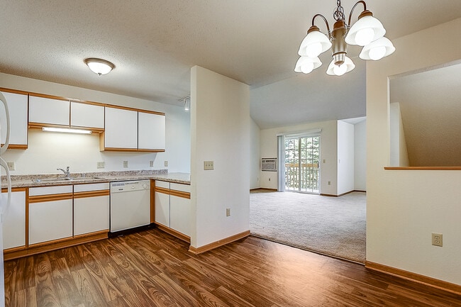 Windward Cove Apartments