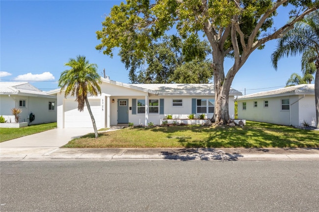 Building Photo - 3735 101st Ave N