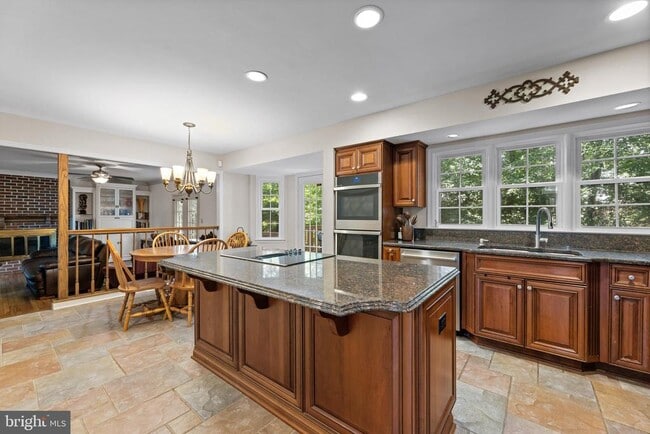 Photo - 12307 Eliff Way