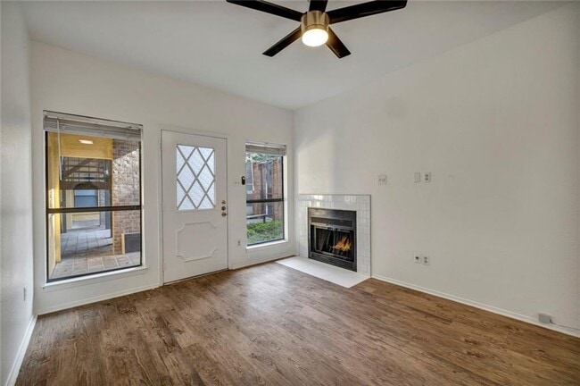 Photo - 806 W 24th St Unidad 114 Rental