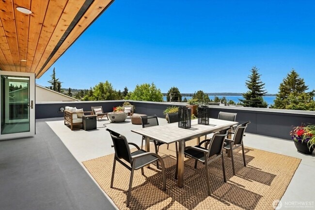 Photo - 6304 Lakeview Dr