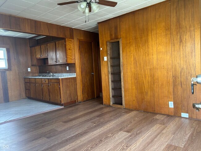 Photo - 511 S Maple St